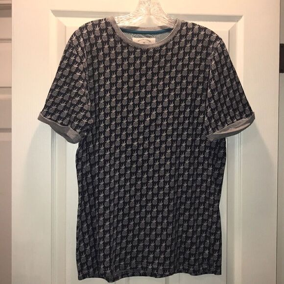 ✨Native Code Navy & Gray Pineapple Print Tee - Picture 1 of 5